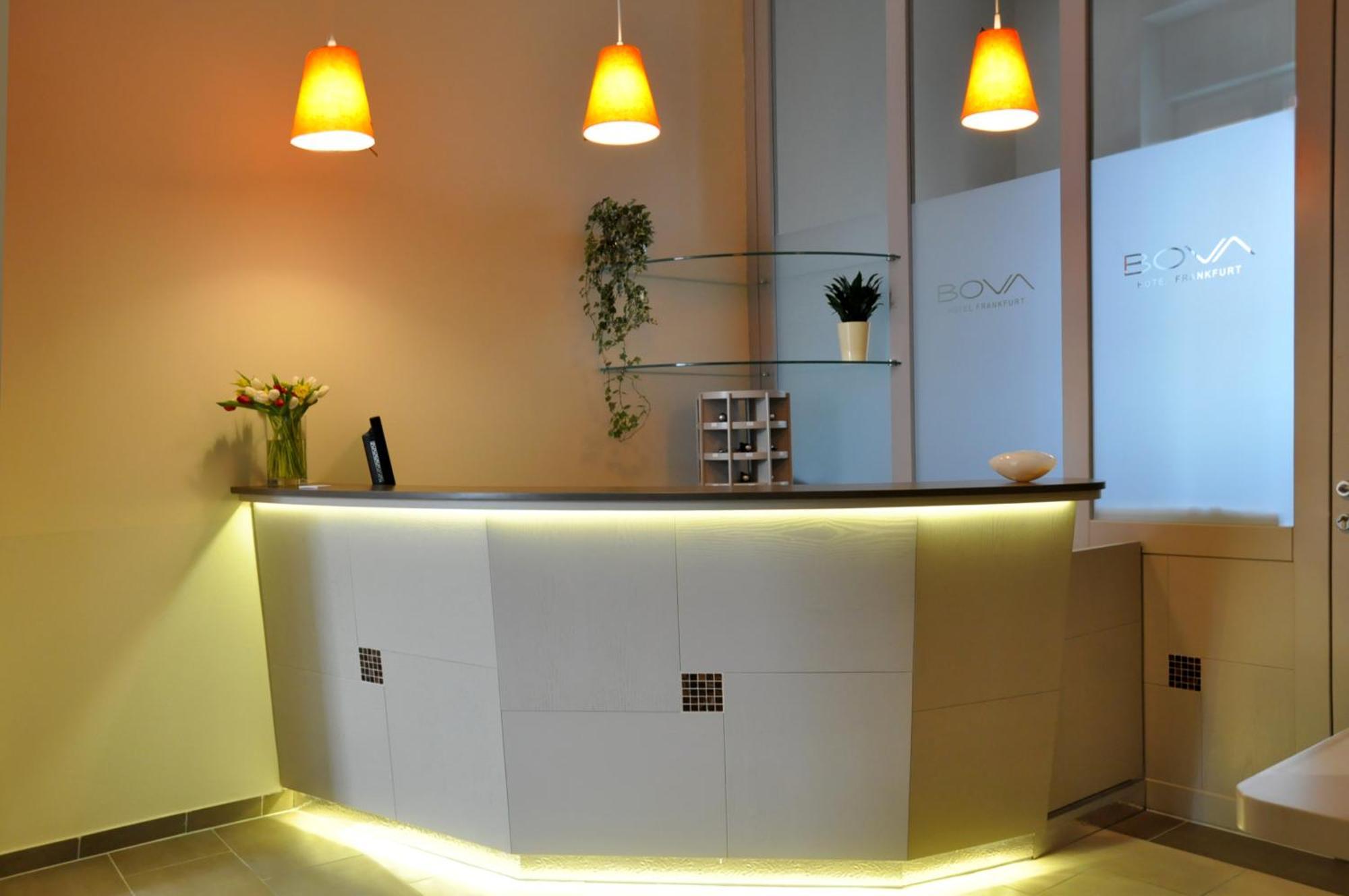 Hotel Bova Франкфурт на Майн Екстериор снимка